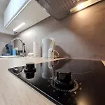 Meublé Flora Pour Voyageur Pro - Centre, Calme - Wi-fi Apartamento *