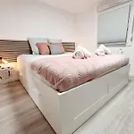Meublé Flora Pour Voyageur Pro - Centre, Calme - Wi-fi Apartamento