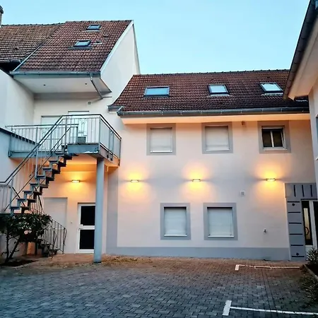 Appartamento Meublé Flora Pour Voyageur Pro - Centre, Calme - Wi-fi