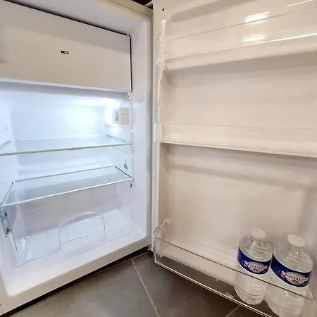 Meublé Flora Pour Voyageur Pro - Centre, Calme - Wi-fi Appartamento